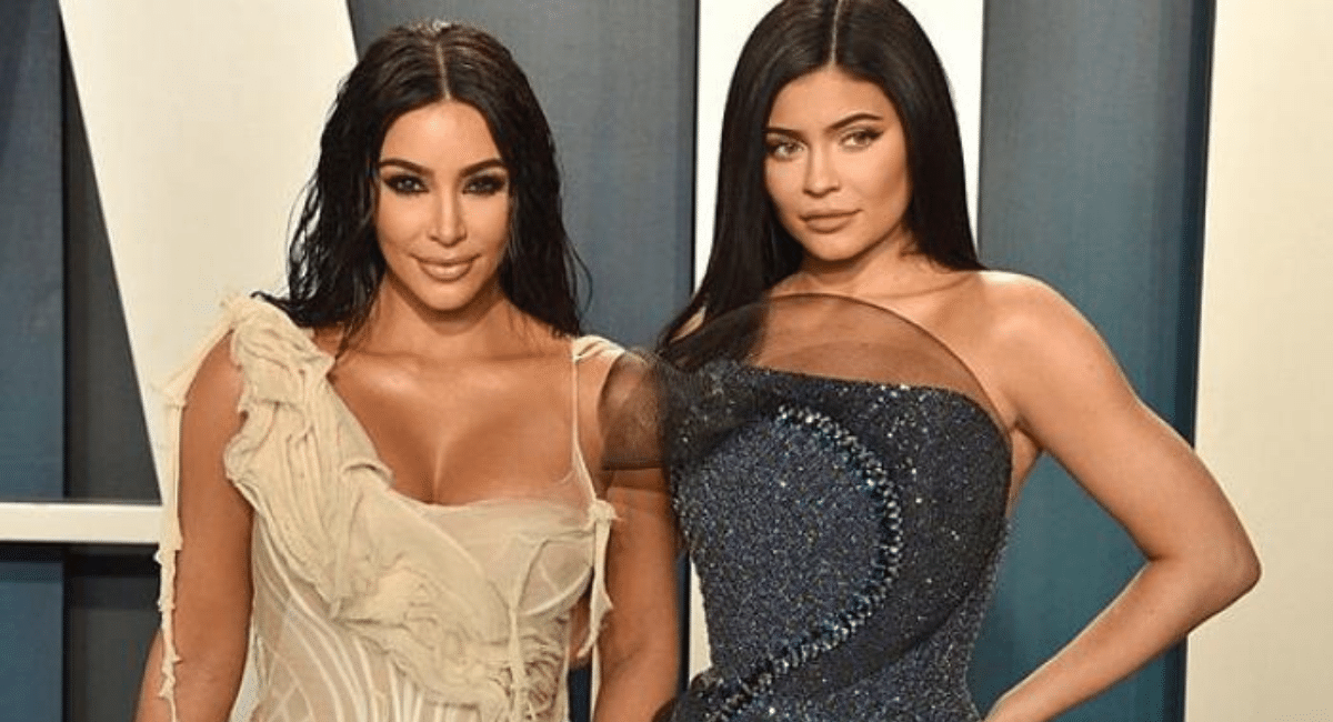Celebrity Sisters Kylie Jenner and Kim Kardashian