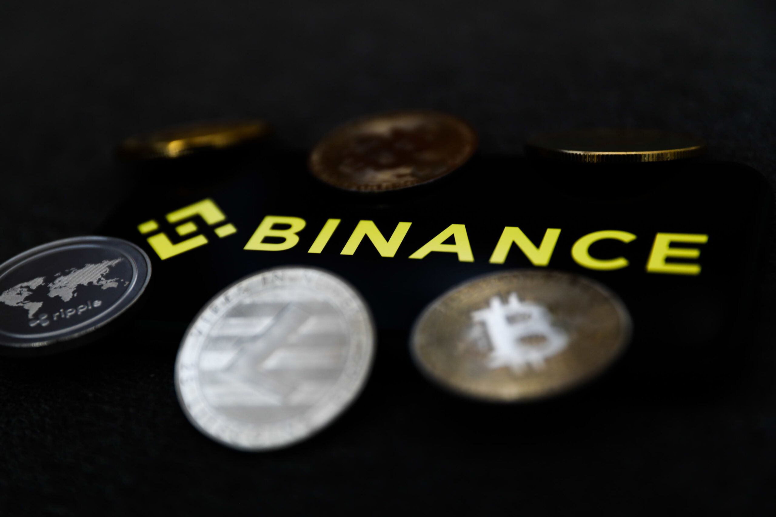 Hacker steals $570 million worth of crypto tokens from Binance's BNB Chain