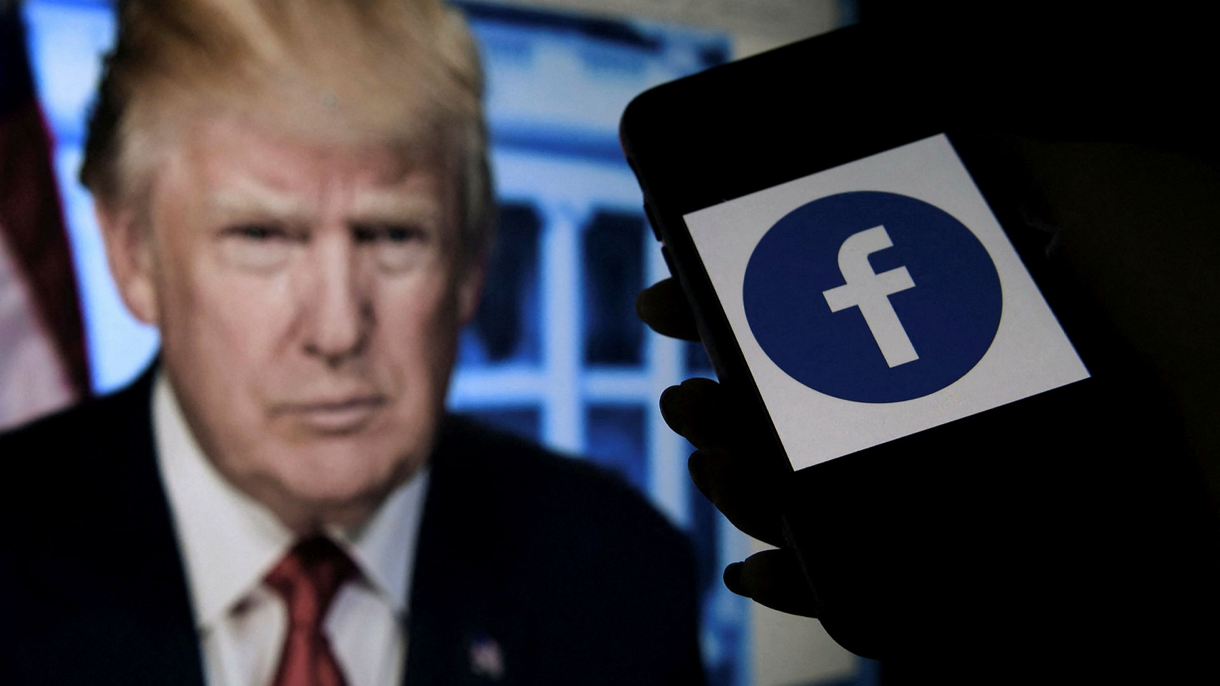 Donald Trump vs Facebook