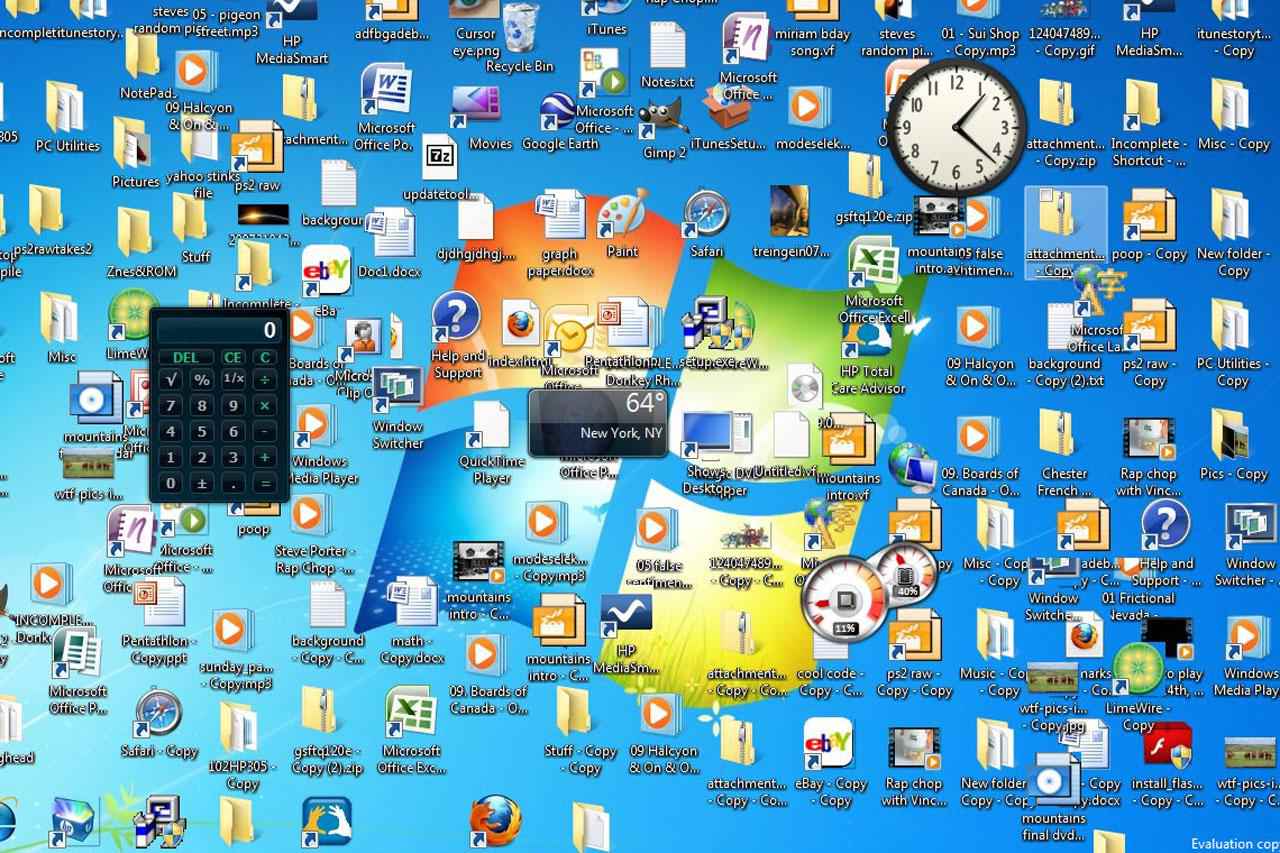 Desktop full of icons